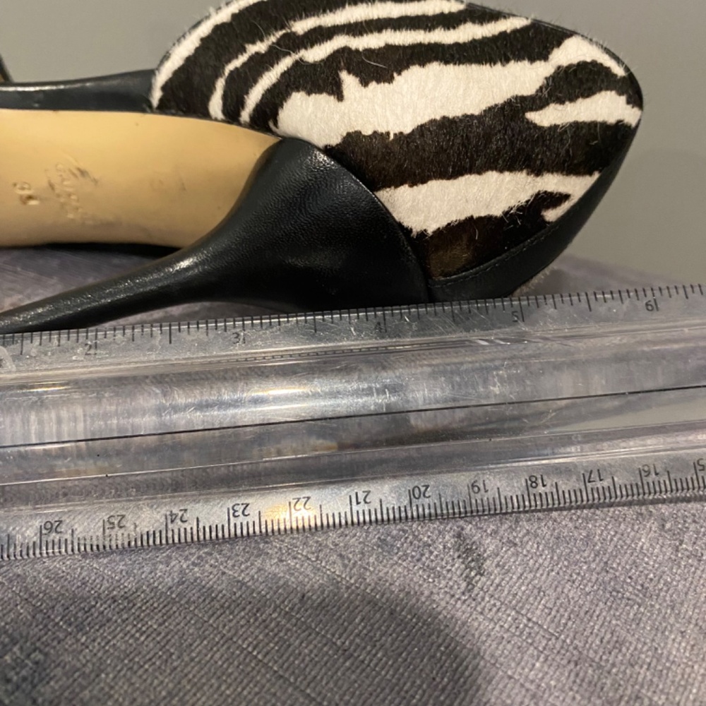 GUCCI- Pony-style calfskin heels - Picture 4 of 5